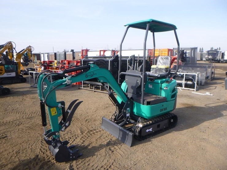 2025-agt-qk16r-hydraulic-excavator-image-1