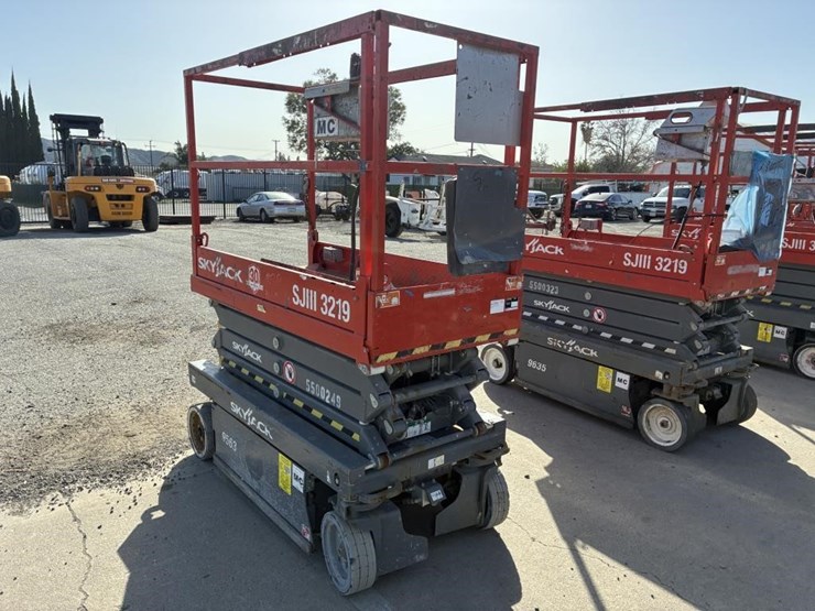 skyjack-sjiii3219-image-2