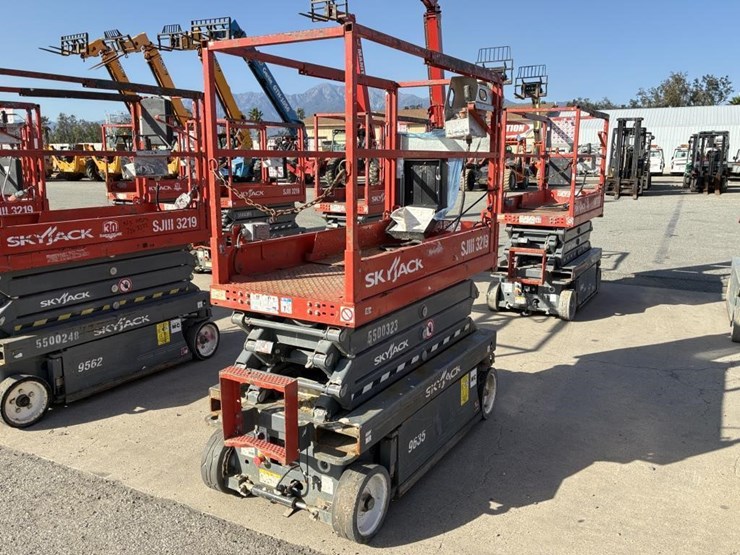 2018-skyjack-sjiii3219-image-3