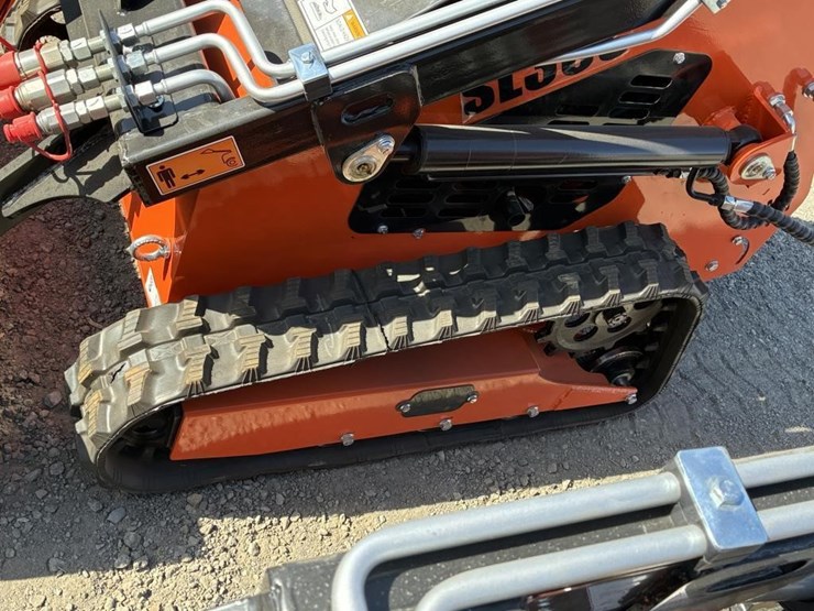 2025-sdlool-sl36c-skid-steer-loader-image-9