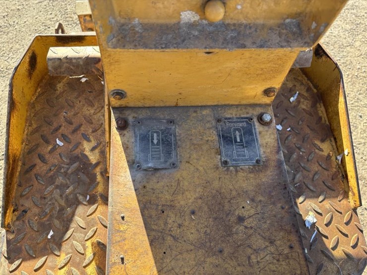 1999-rammax-vibratory-compactor-image-24