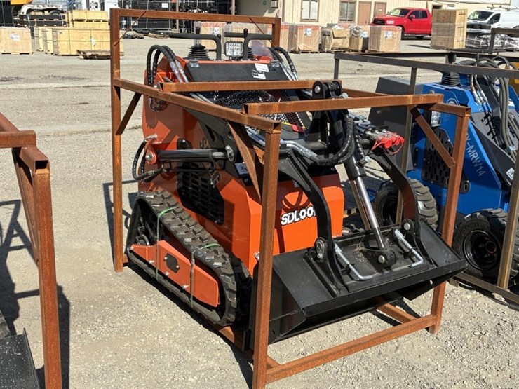 2025-sdlool-sl36c-skid-steer-loader-image-2