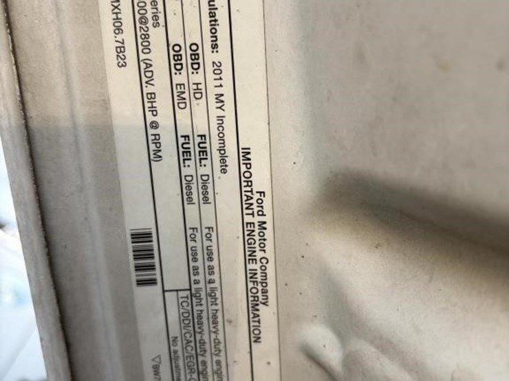 2011-ford-f550-image-8