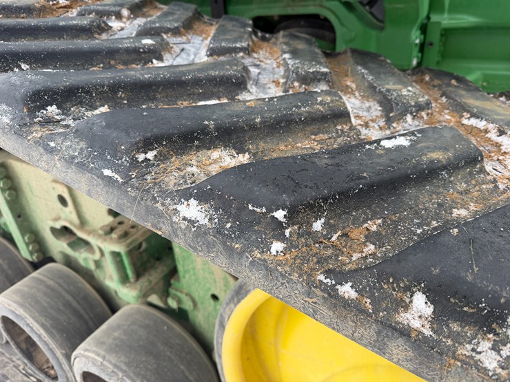 2015-john-deere-8370rt-image-27