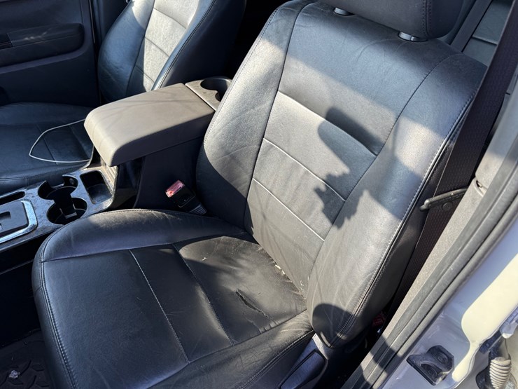 2009-ford-escape-image-21