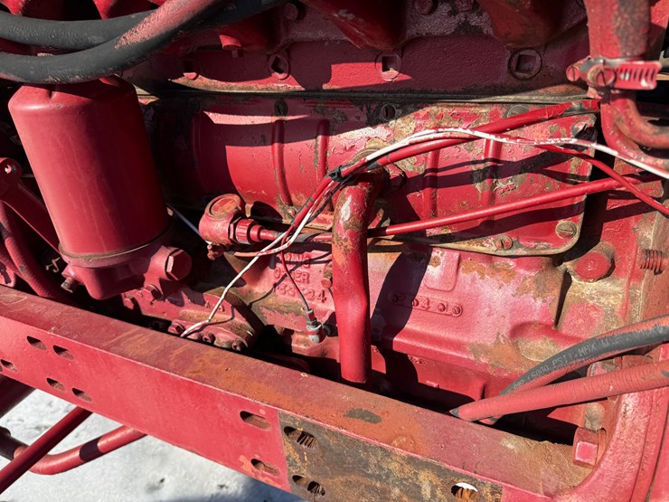 1965-international-706-image-33