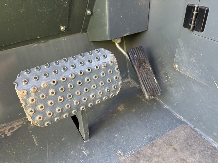 2015-manitou-mt10055-image-17