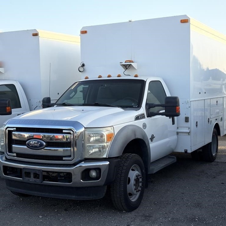 2011 FORD F550