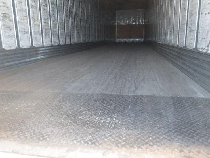 2018-utility-4000d-x-image-17