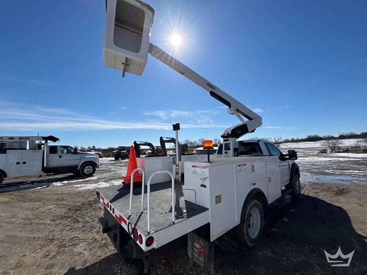 2018-ford-f450-image-3