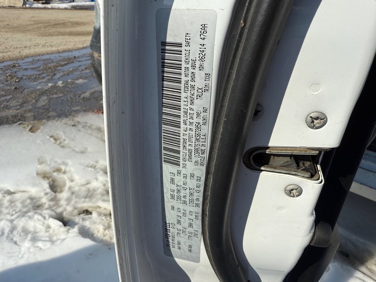 2019-dodge-1500-image-30