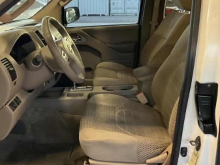 2015-nissan-frontier-image-20