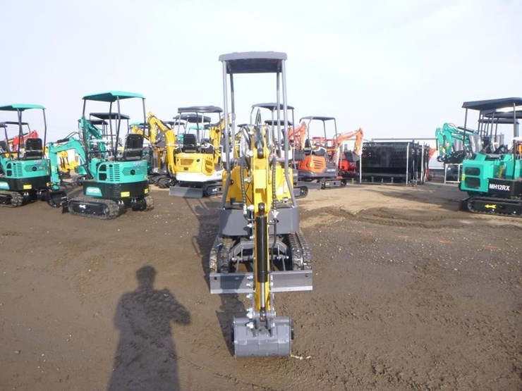 agt-mx12rx-hydraulic-excavator-image-6