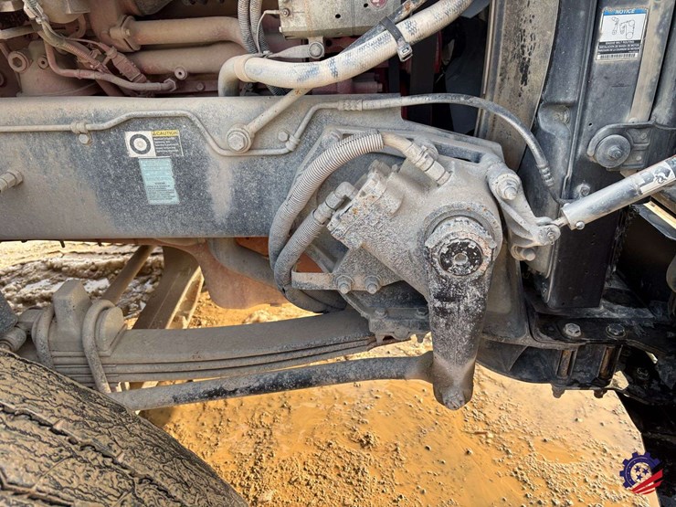 2019-kenworth-t880-image-41