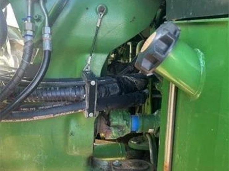 2015-john-deere-9570r-image-6