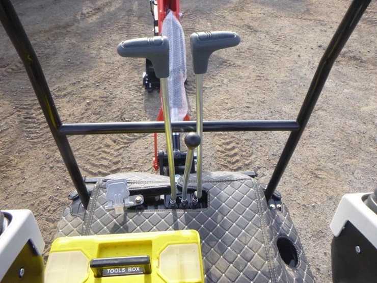 2025-tpm-18bs-hydraulic-excavator-image-22