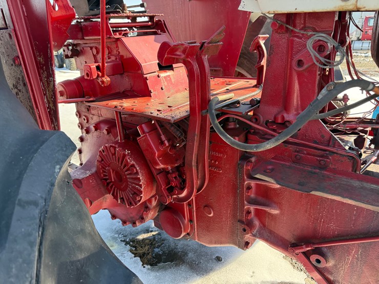 1965-international-706-image-5