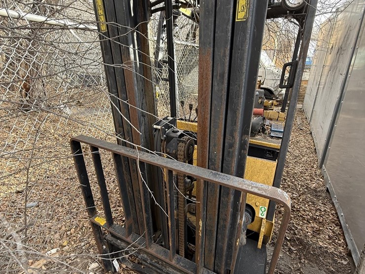 1993-caterpillar-t40b-image-16