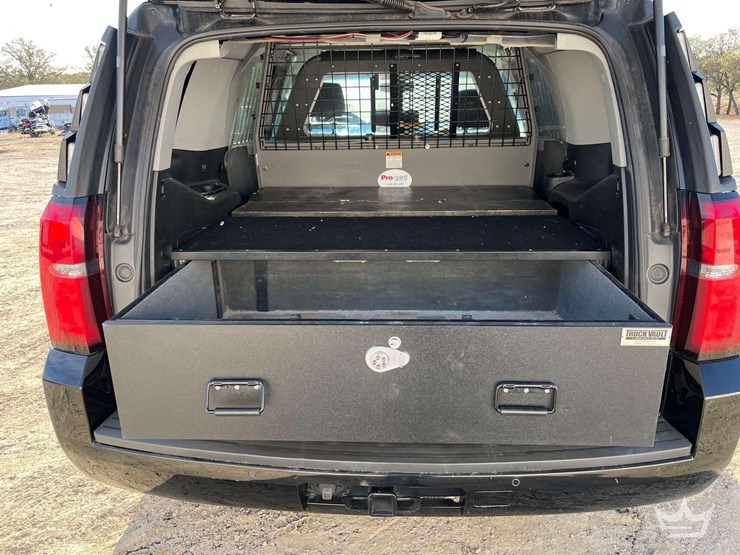 2019-chevrolet-tahoe-image-21