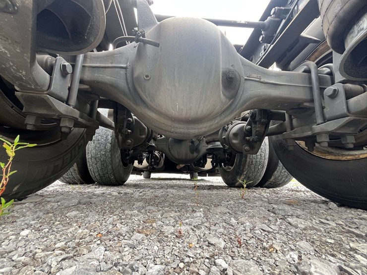 2018-freightliner-cascadia-evolution-t/a-truck-tractor-image-41