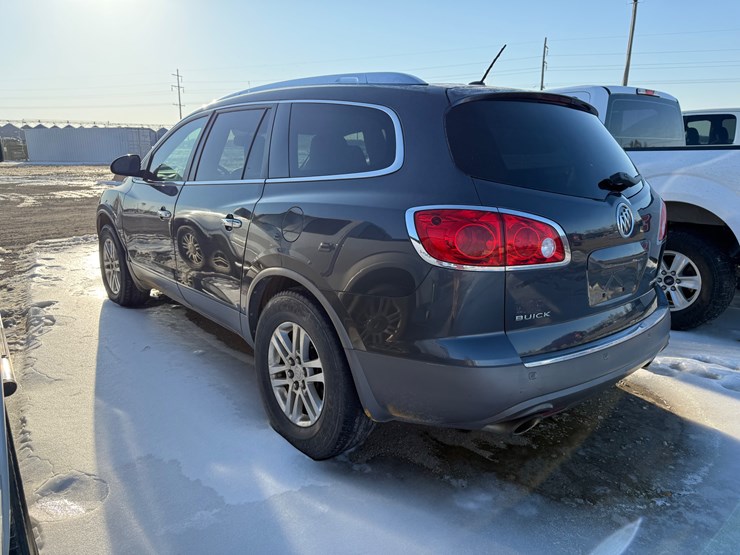 2012-buick-enclave-image-4