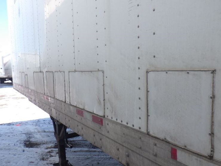 2016-great-dane-van-image-24