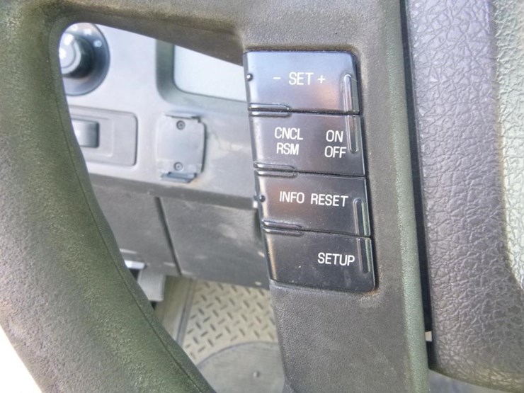 2013-ford-f150-image-16