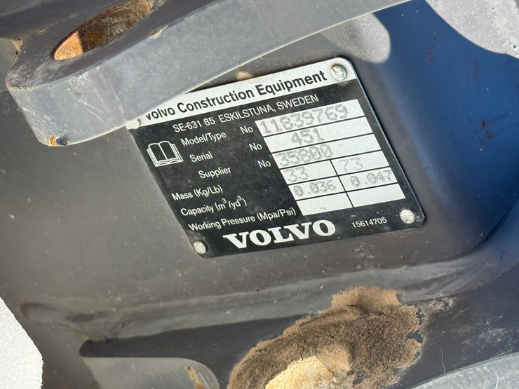 #70-•-volvo-bucket-inv#-35082-image-6