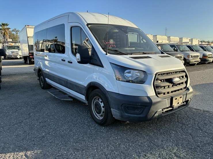 2020-ford-transit-image-2