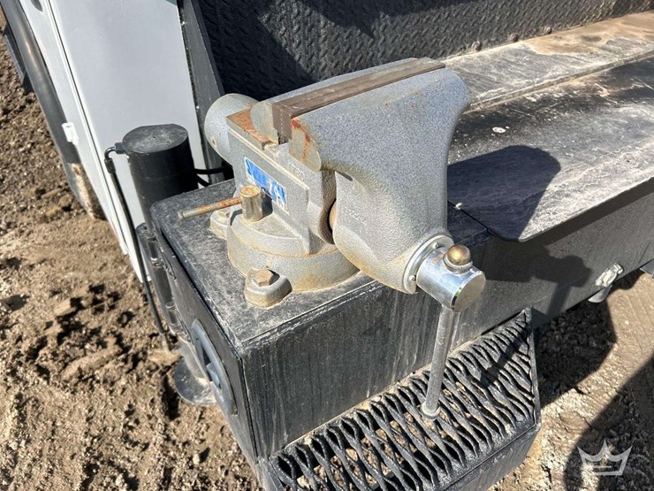 2018-ford-f750-image-28