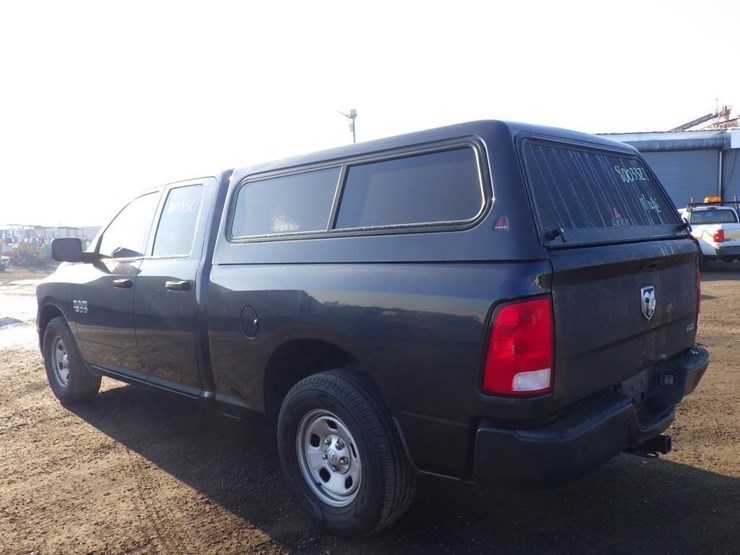 2016-dodge-1500-image-4