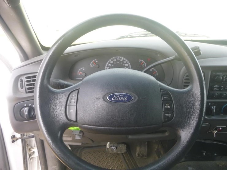 2004-ford-f150-image-15