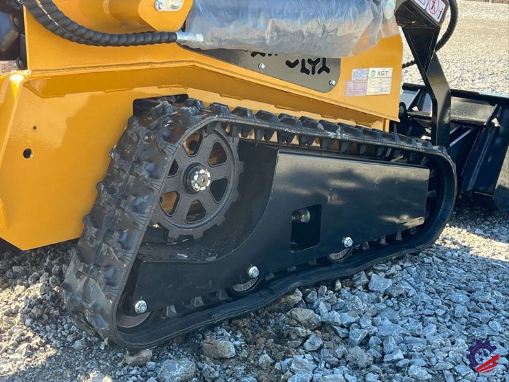 2026-agt-mx-mrt14-compact-track-loader-mini-skid-steer-image-9
