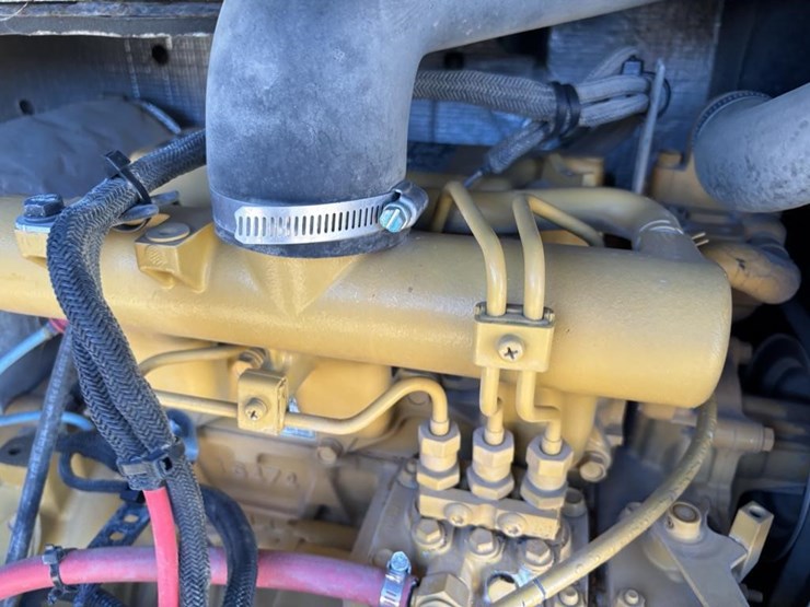 2018-caterpillar-303-image-54