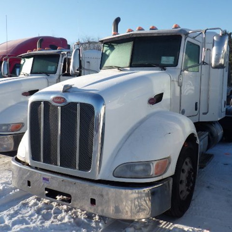 2014 PETERBILT 386