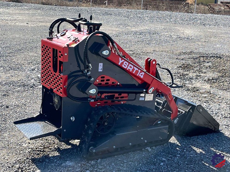 2026-agt-ysrt14-skid-steer-loader-attachment-image-4