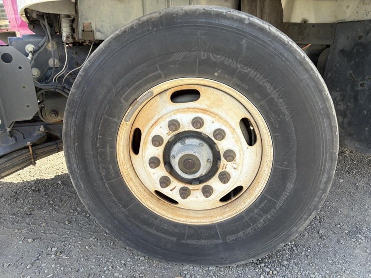 2011-international-workstar-7600-image-5