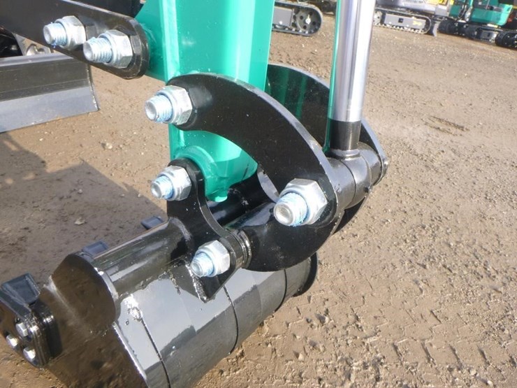 agt-mh12rx-hydraulic-excavator-image-11