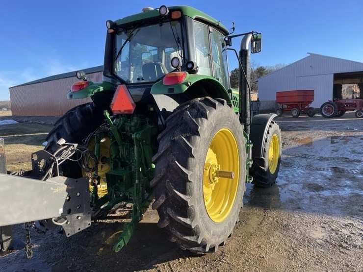 2015-john-deere-6150m-image-5
