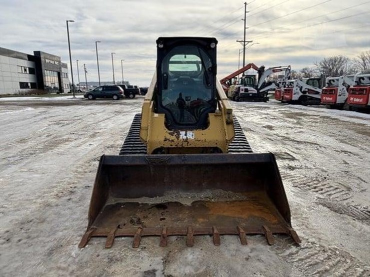 2017-caterpillar-299d-image-2