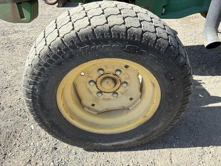 2011-john-deere-5.5-image-11
