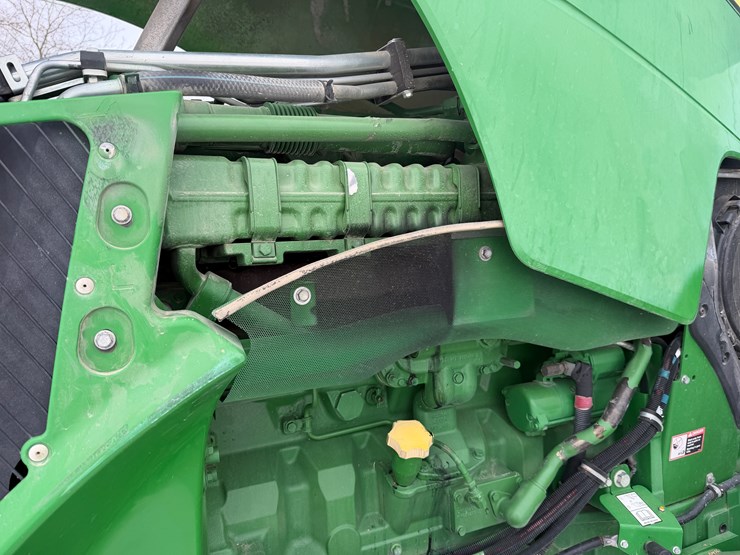 2015-john-deere-8370rt-image-49