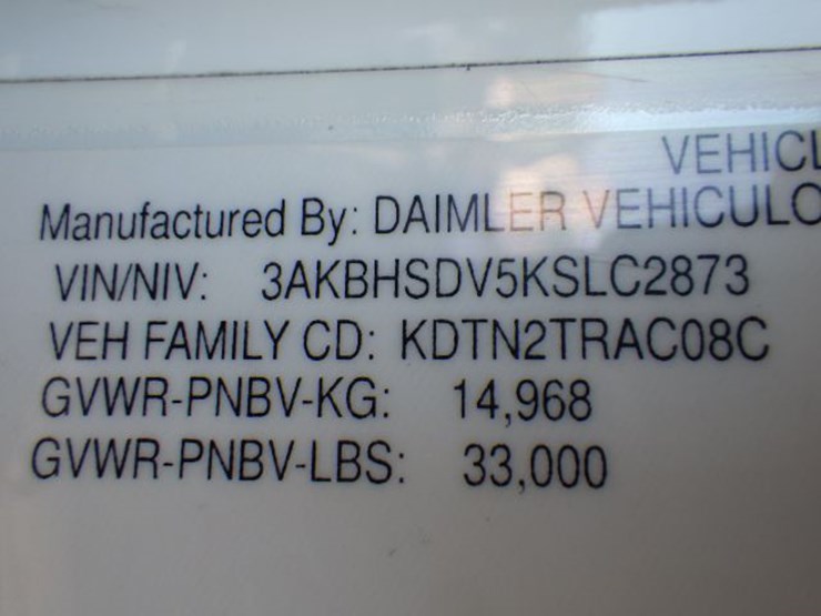 2019-freightliner-cascadia-116-image-15