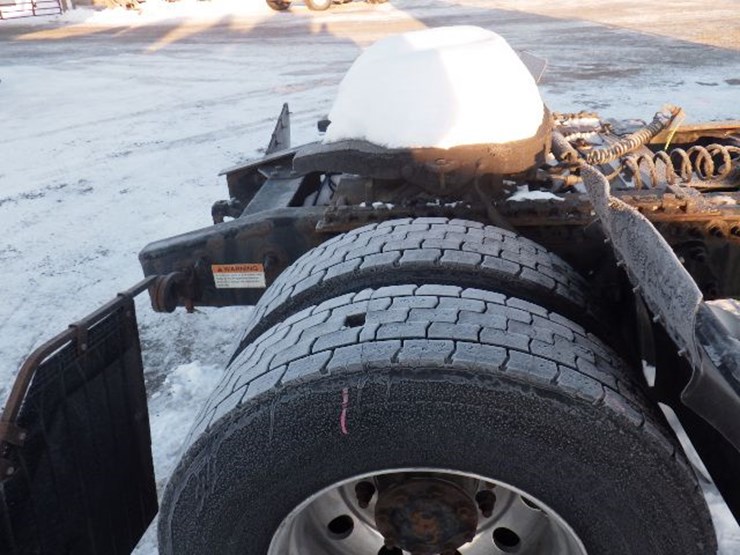 2019-freightliner-cascadia-116-image-5