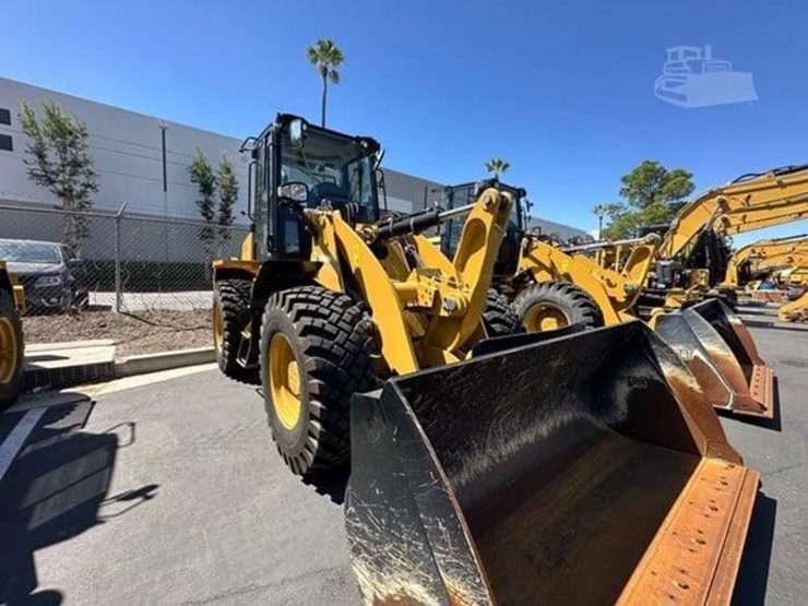 2023-caterpillar-910-image-5