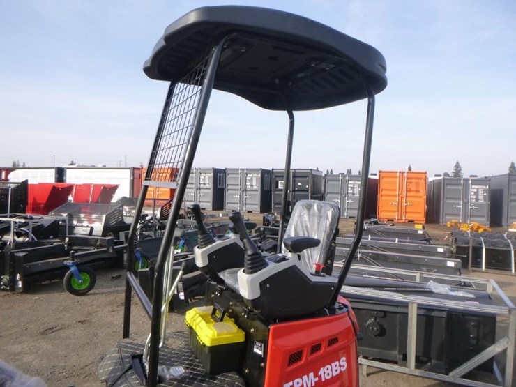 2025-tpm-18bs-hydraulic-excavator-image-19