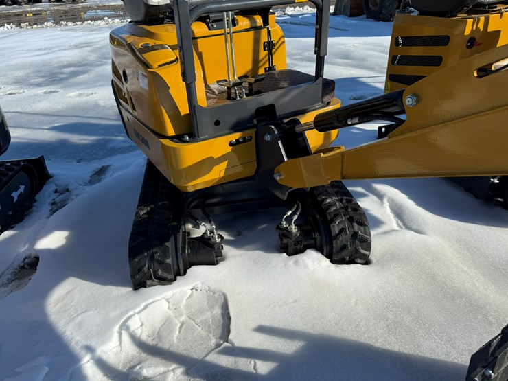 #101-•-unused-cfg-industry-qk20r-mini-excavator-qk20r202511040283-inv#-36802-image-7