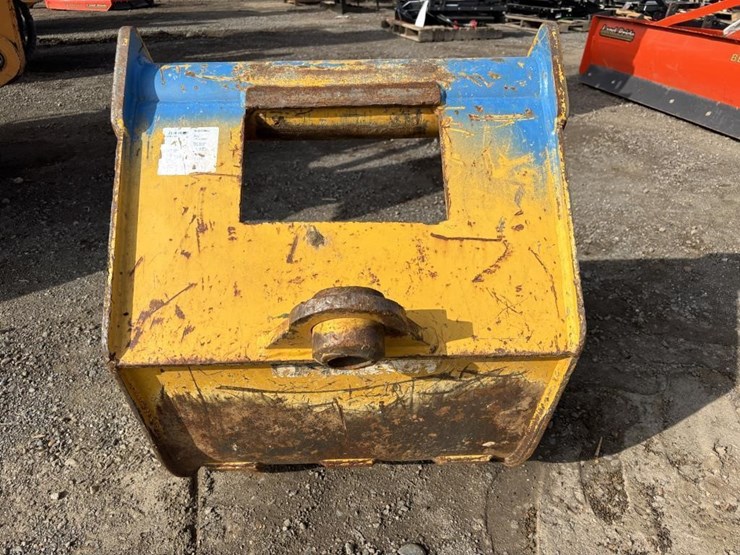 john-deere-24-image-6