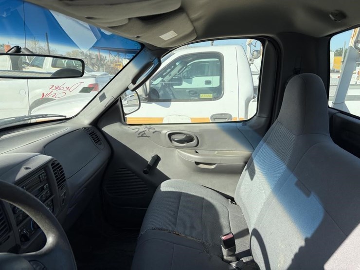 2002-ford-f150-image-15