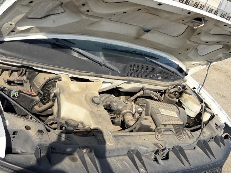 2007-utility-van-image-7